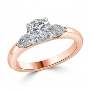 Кольцо для Помолвки из Красного Золота с Центральным Бриллиантом 0,51 ct и боковыми Бриллиантами 0,22 ct