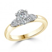 Кольцо для Помолвки с Бриллиантами огранки «Овал» 0,57 ct и «Груша» 0,22 ct в Желтом Золоте 750 пробы