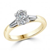 Кольцо для Помолвки с Бриллиантами огранки «Овал» 0,57 ct и «Эмеральд» 0,32 ct в Желтом Золоте 750 пробы