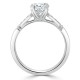 Кольцо для Помолвки с круглым Бриллиантом 0,82 ct и россыпью 0,31 ct в Белом Золоте 750 пробы - фото