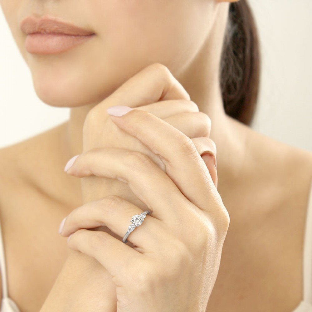 Кольцо с Бриллиантами огранки «Круг» 0,51 ct и «Груша» 0,22 ct в Белом Золоте 750 пробы - фото